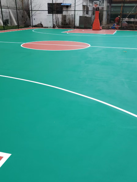 汶上 球场长期使用易出现地面开裂